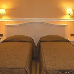 Papavistarelais Couette-café 4*