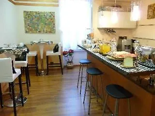帕帕维斯塔黎莱斯酒店